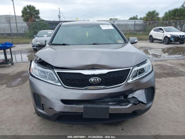 Photo 5 VIN: 5XYKTCA67EG462366 - KIA SORENTO 