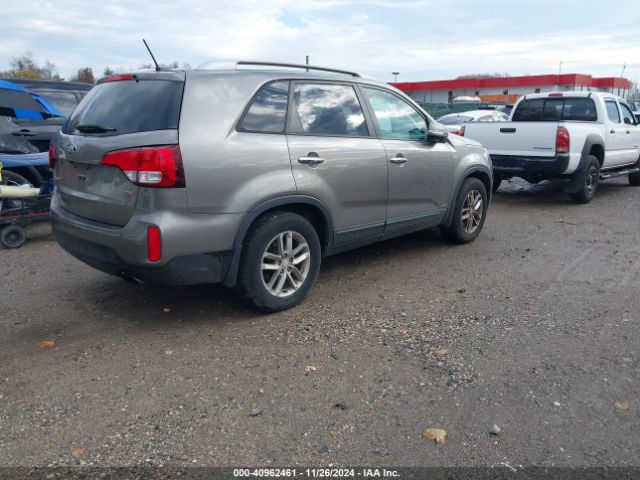 Photo 3 VIN: 5XYKTCA67FG654713 - KIA SORENTO 