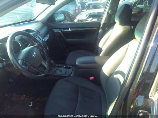 Photo 4 VIN: 5XYKTCA68CG225723 - KIA SORENTO 