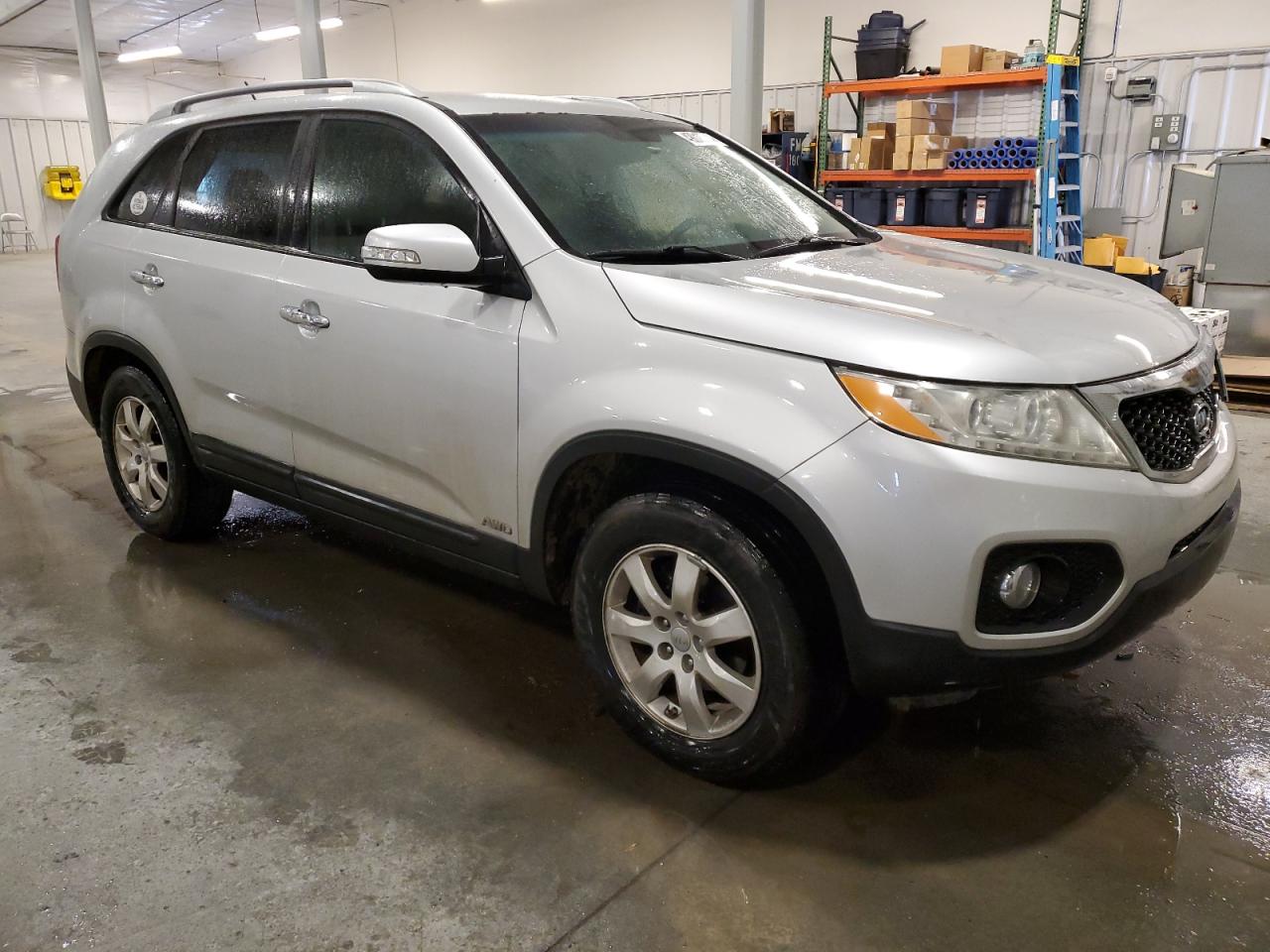 Photo 3 VIN: 5XYKTCA68CG290653 - KIA SORENTO 