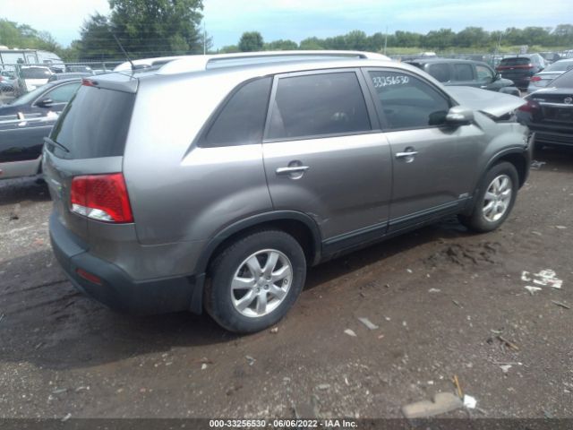 Photo 3 VIN: 5XYKTCA68DG376448 - KIA SORENTO 