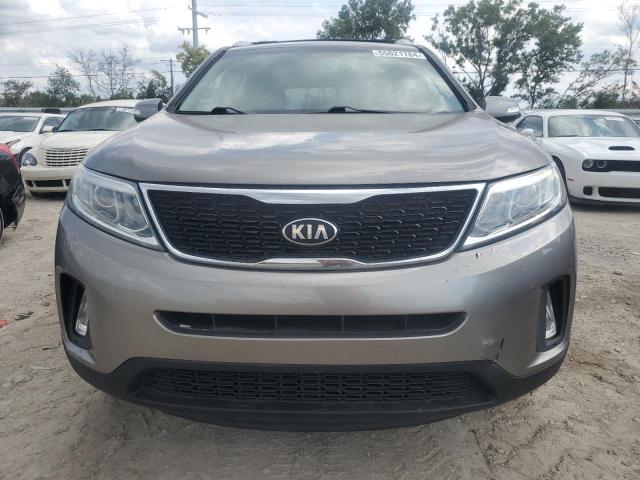 Photo 4 VIN: 5XYKTCA68EG439811 - KIA SORENTO LX 