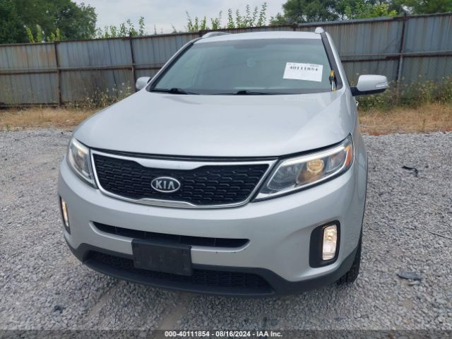 Photo 5 VIN: 5XYKTCA68F6559688 - KIA SORENTO 