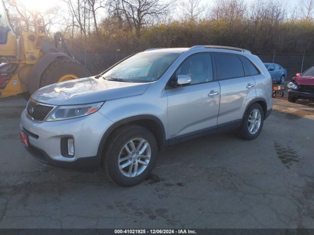 Photo 1 VIN: 5XYKTCA68FG560937 - KIA SORENTO 