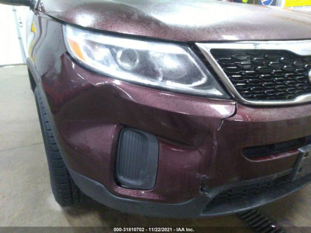 Photo 5 VIN: 5XYKTCA68FG640920 - KIA SORENTO 