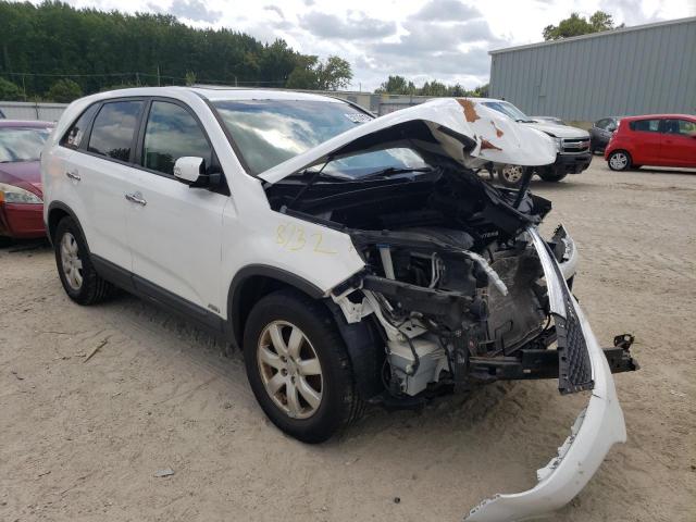 Photo 0 VIN: 5XYKTCA69DG317649 - KIA SORENTO LX 