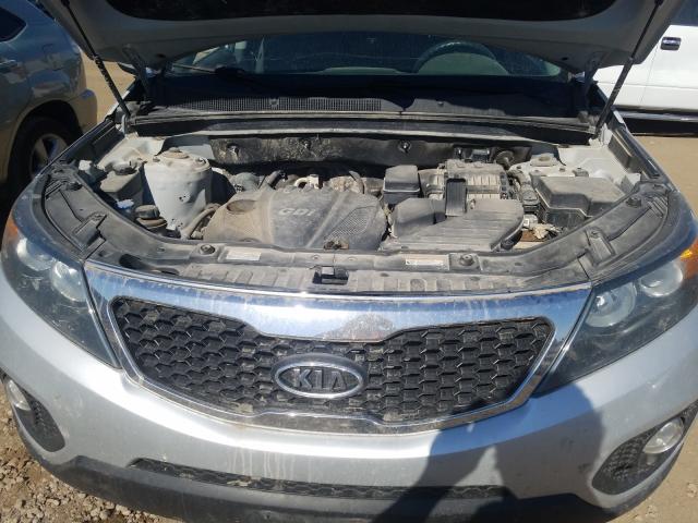 Photo 6 VIN: 5XYKTCA69DG342552 - KIA SORENTO 