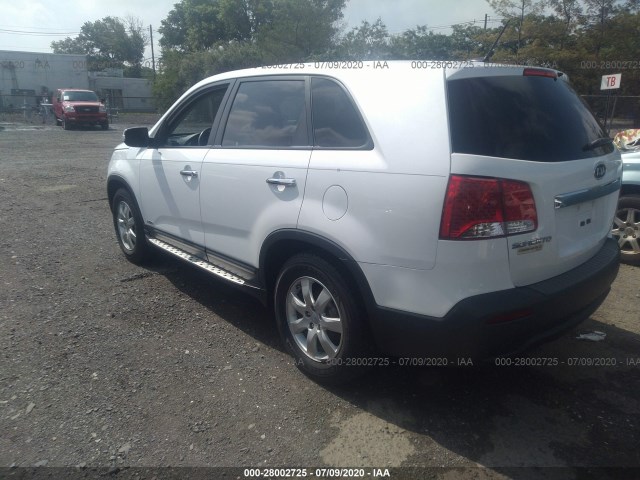 Photo 2 VIN: 5XYKTCA69DG346505 - KIA SORENTO 