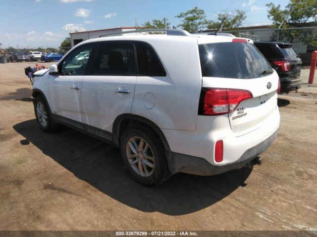 Photo 2 VIN: 5XYKTCA69FG617758 - KIA SORENTO 