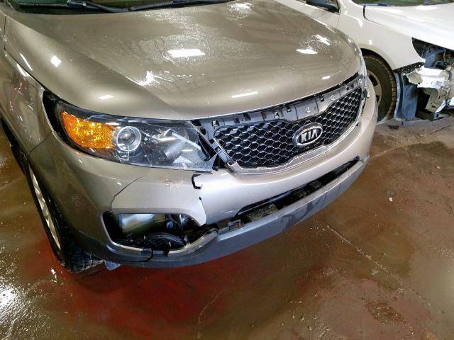 Photo 8 VIN: 5XYKTCA6XCG303581 - KIA SORENTO BA 