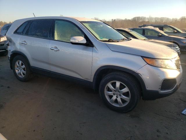 Photo 3 VIN: 5XYKTCA6XDG326490 - KIA SORENTO LX 