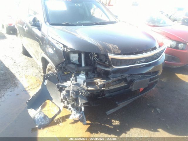 Photo 5 VIN: 5XYKTCA6XEG542034 - KIA SORENTO 