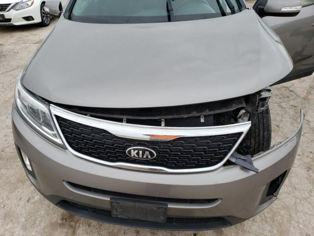 Photo 10 VIN: 5XYKTCA6XFG551429 - KIA SORENTO LX 