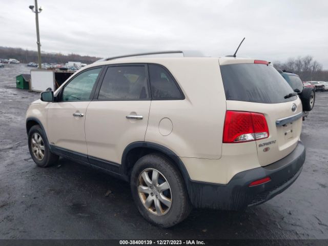 Photo 2 VIN: 5XYKTDA10BG023452 - KIA SORENTO 