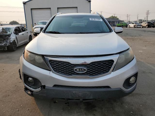 Photo 4 VIN: 5XYKTDA10BG029820 - KIA SORENTO 