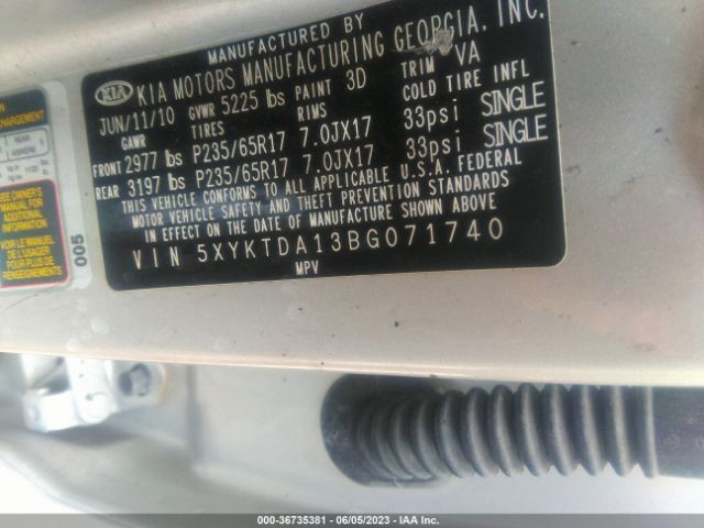 Photo 8 VIN: 5XYKTDA13BG071740 - KIA SORENTO 