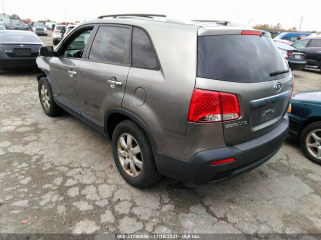 Photo 2 VIN: 5XYKTDA13BG163687 - KIA SORENTO 