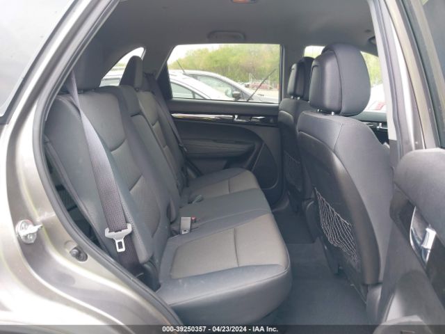 Photo 7 VIN: 5XYKTDA20DG372848 - KIA SORENTO 