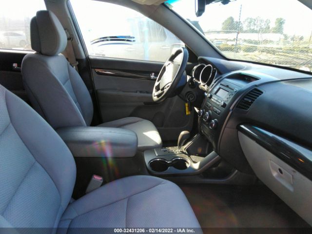 Photo 4 VIN: 5XYKTDA21BG159758 - KIA SORENTO 