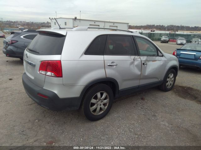 Photo 3 VIN: 5XYKTDA21CG196052 - KIA SORENTO 