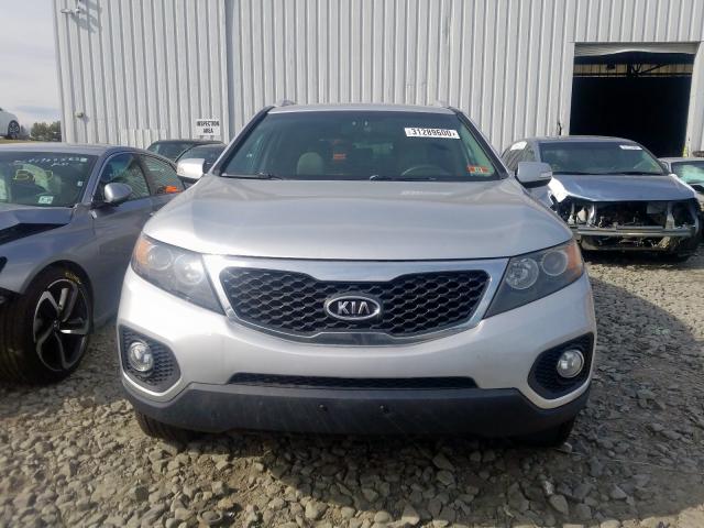 Photo 8 VIN: 5XYKTDA21CG196746 - KIA SORENTO BA 