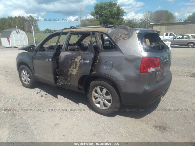 Photo 2 VIN: 5XYKTDA21CG218311 - KIA SORENTO 