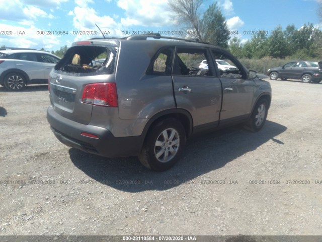 Photo 3 VIN: 5XYKTDA21CG218311 - KIA SORENTO 