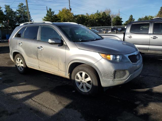 Photo 3 VIN: 5XYKTDA21DG315333 - KIA SORENTO LX 