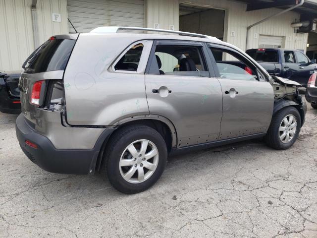 Photo 2 VIN: 5XYKTDA21DG336392 - KIA SORENTO LX 