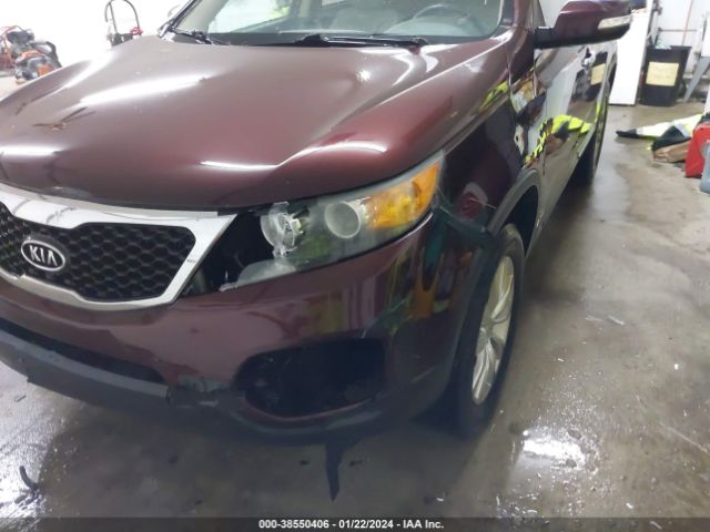 Photo 5 VIN: 5XYKTDA22BG136408 - KIA SORENTO 