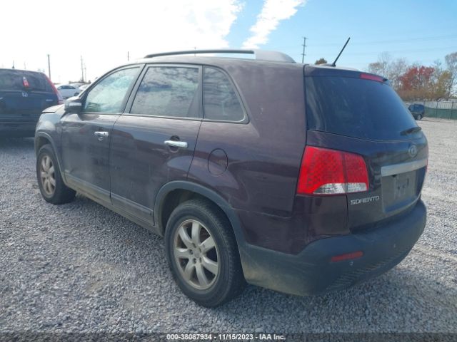 Photo 2 VIN: 5XYKTDA22CG226918 - KIA SORENTO 