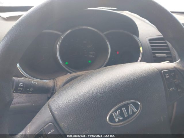 Photo 6 VIN: 5XYKTDA22CG226918 - KIA SORENTO 