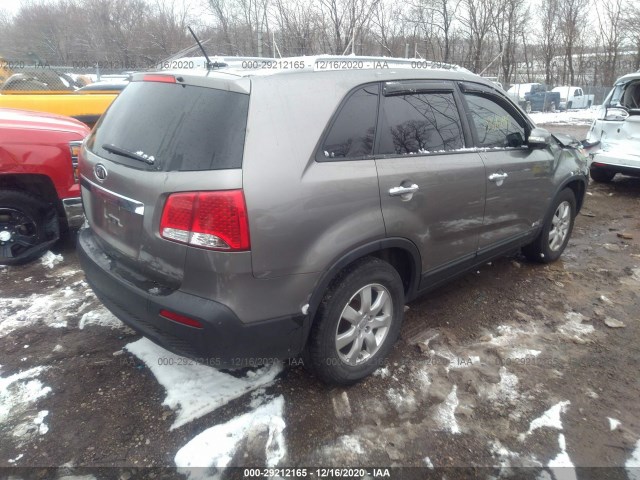 Photo 3 VIN: 5XYKTDA22DG315423 - KIA SORENTO 