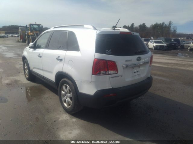 Photo 2 VIN: 5XYKTDA22DG323036 - KIA SORENTO 