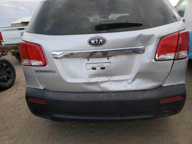 Photo 8 VIN: 5XYKTDA22DG419426 - KIA SORENTO LX 