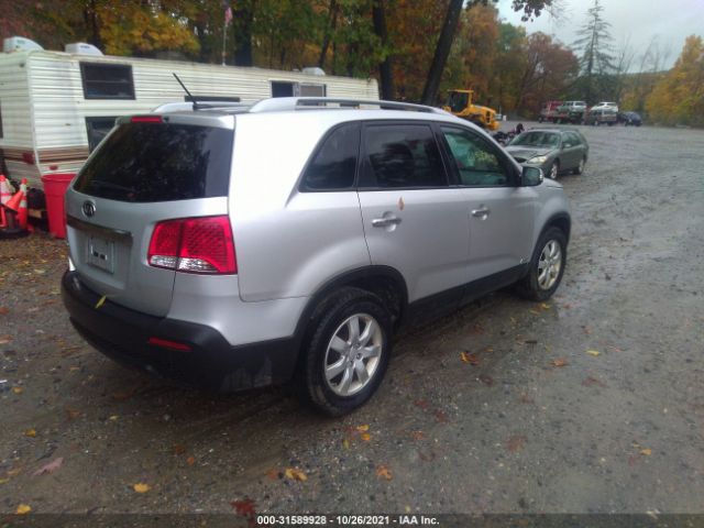 Photo 3 VIN: 5XYKTDA23BG167103 - KIA SORENTO 