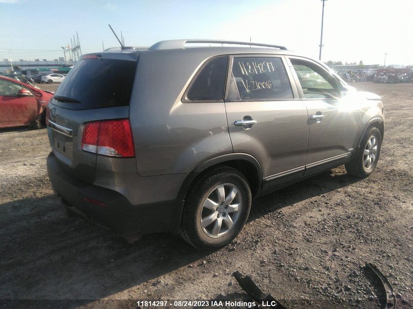 Photo 3 VIN: 5XYKTDA23CG210016 - KIA SORENTO 