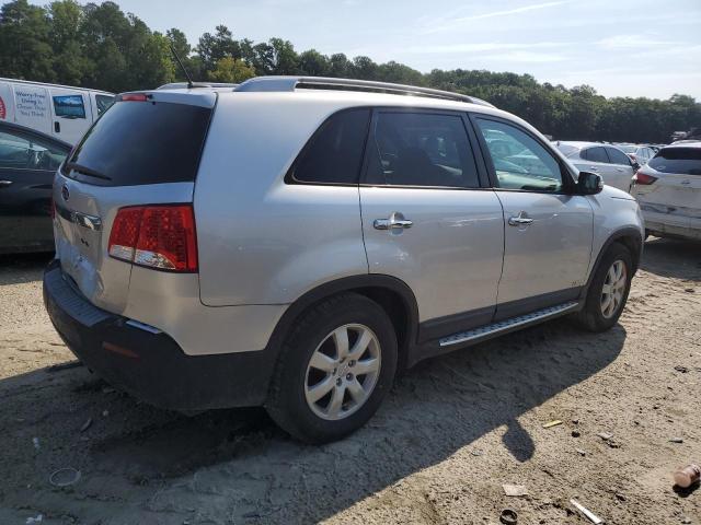 Photo 2 VIN: 5XYKTDA23CG272550 - KIA SORENTO 