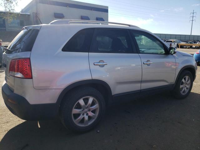 Photo 2 VIN: 5XYKTDA23DG311400 - KIA SORENTO LX 