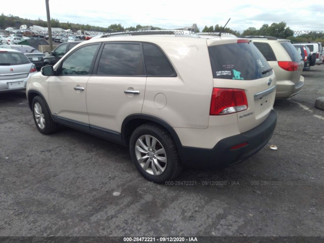 Photo 2 VIN: 5XYKTDA24BG075319 - KIA SORENTO 