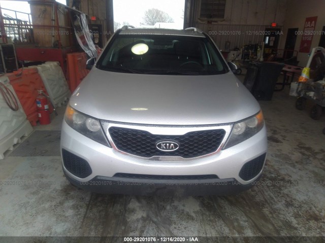 Photo 5 VIN: 5XYKTDA24BG159009 - KIA SORENTO 