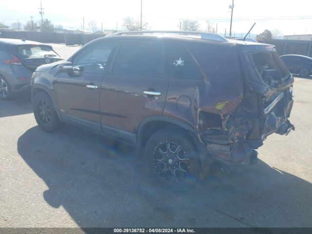 Photo 2 VIN: 5XYKTDA24DG336130 - KIA SORENTO 