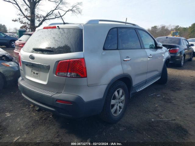 Photo 3 VIN: 5XYKTDA24DG340419 - KIA SORENTO 