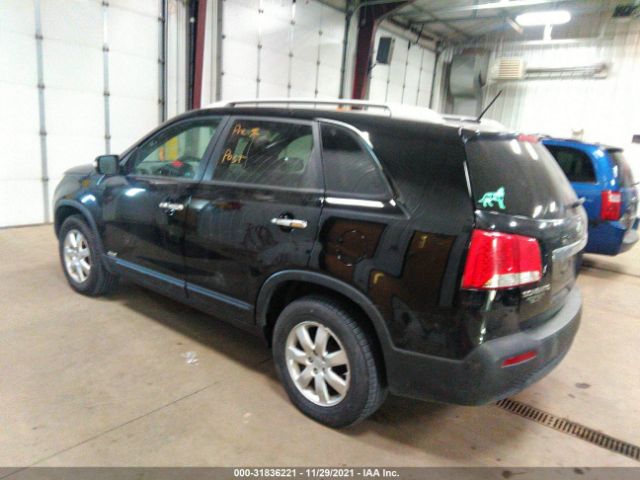 Photo 2 VIN: 5XYKTDA25BG170746 - KIA SORENTO 