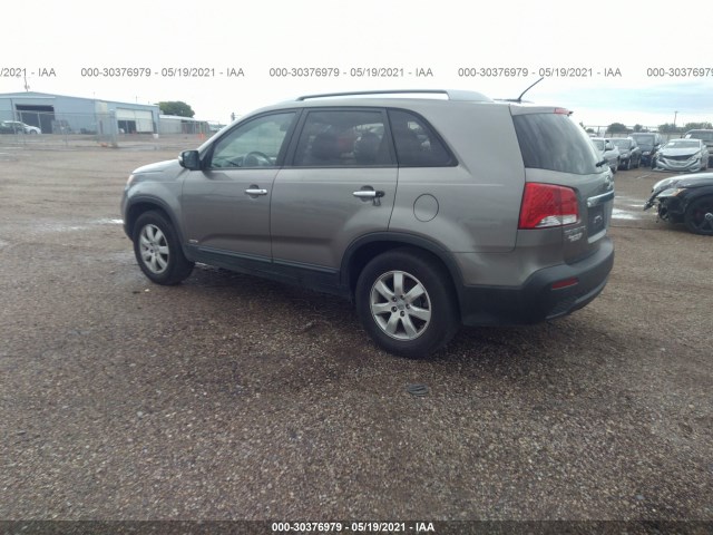 Photo 2 VIN: 5XYKTDA25CG248461 - KIA SORENTO 