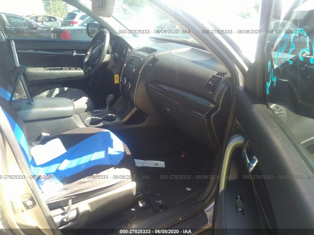 Photo 4 VIN: 5XYKTDA25CG297014 - KIA SORENTO 