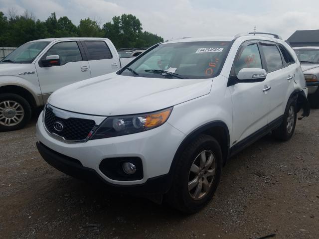 Photo 1 VIN: 5XYKTDA25DG359805 - KIA SORENTO LX 