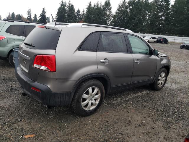 Photo 2 VIN: 5XYKTDA25DG402765 - KIA SORENTO 