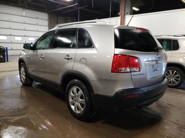 Photo 2 VIN: 5XYKTDA25DG415998 - KIA SORENTO LX 