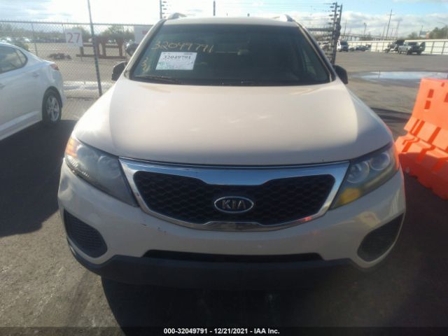 Photo 5 VIN: 5XYKTDA26BG060711 - KIA SORENTO 